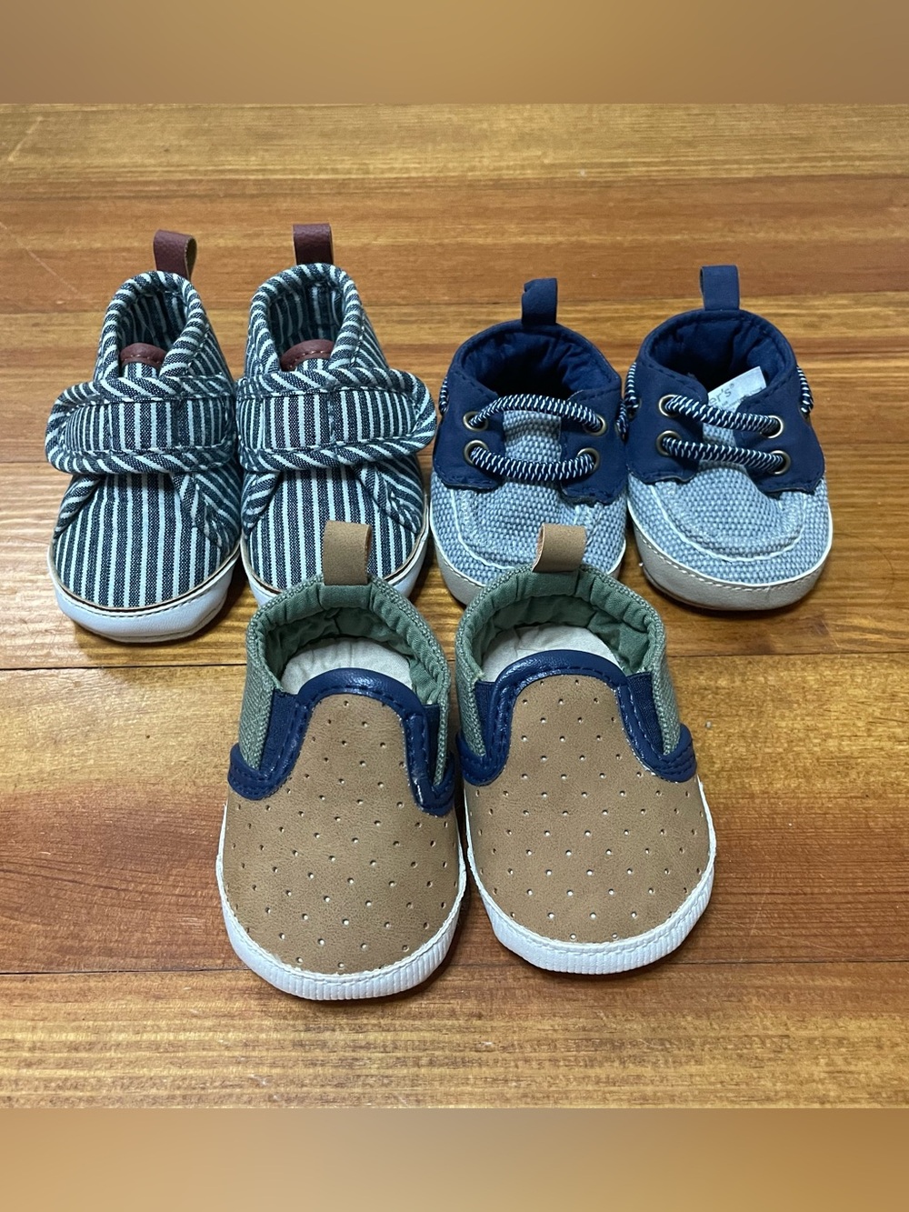 OshKosh B'gosh & Carters Brown & Navy Baby Slip-On Crib Shoe Lot Size Newborn